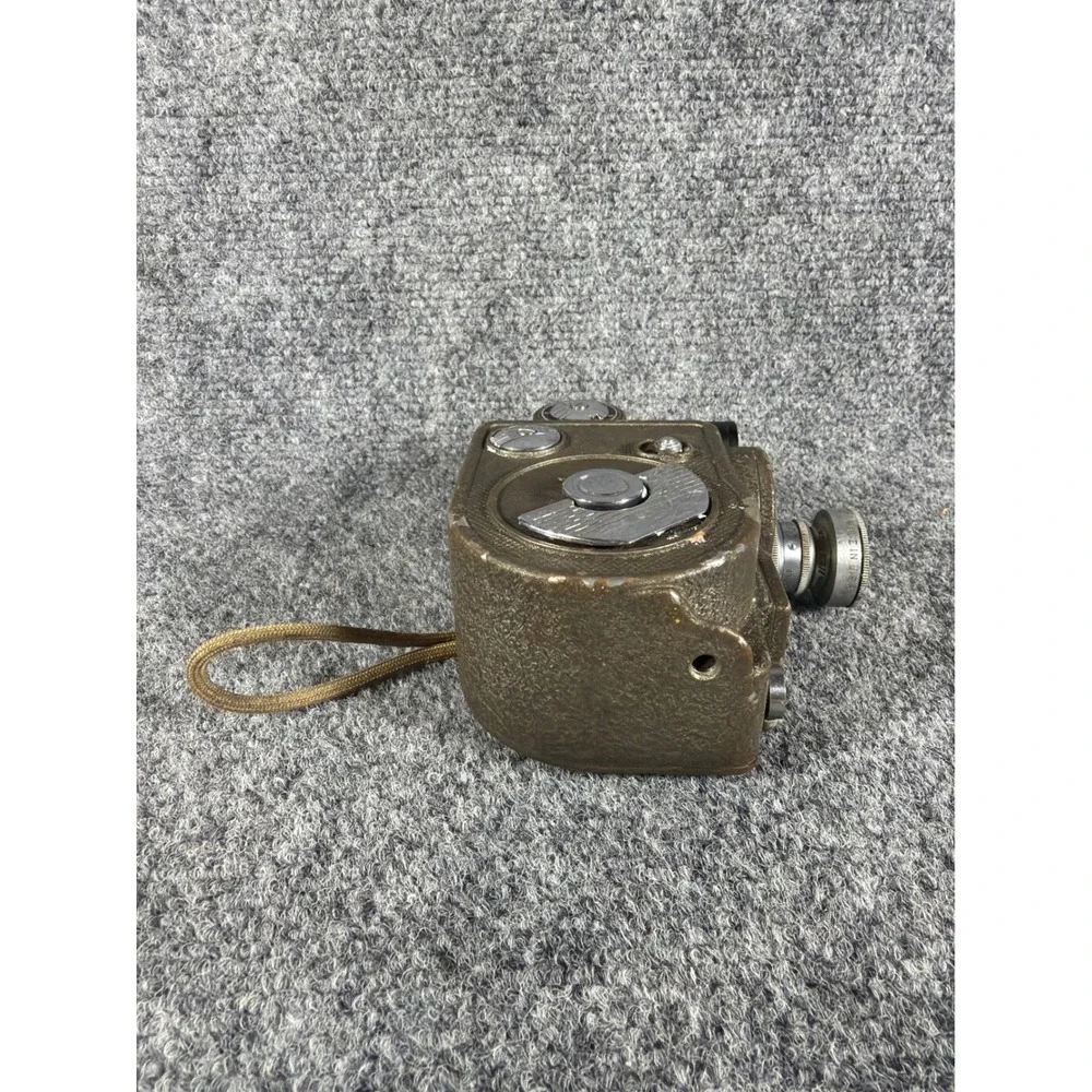 Vintage Revere Eight Model 88 8mm Movie Camera Wollensak Cine Raptar Lens Brown